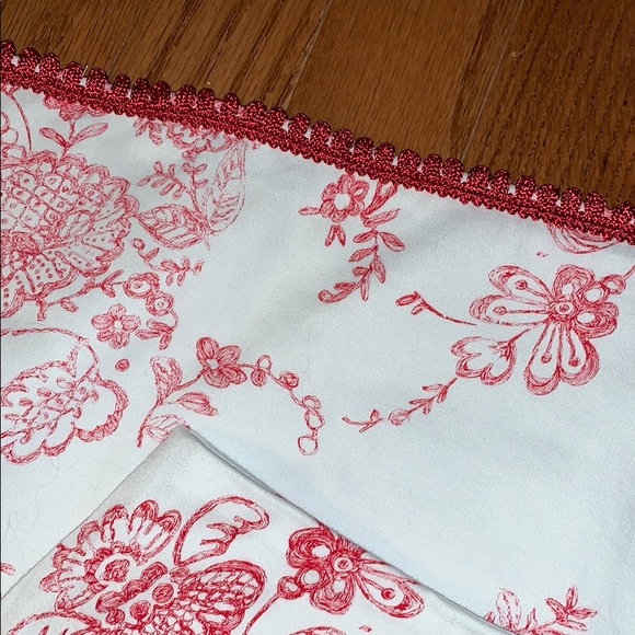 Red and White Skirt, NWOT - Picture 2 of 3